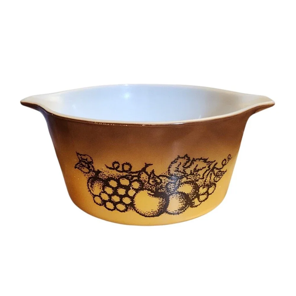 Vintage 70s Pyrex #473 Old Orchard 1qt. Round Casserole Dish Brown with Fruit